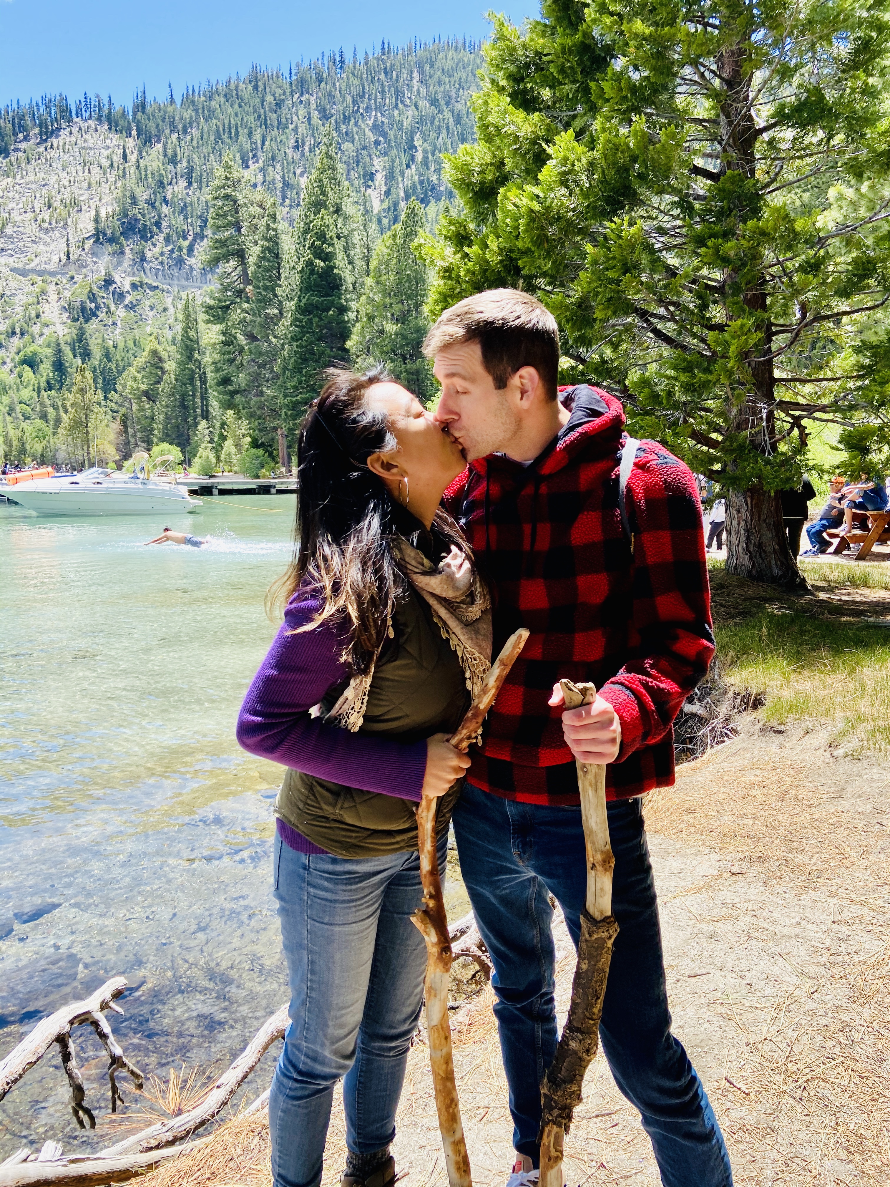 outdoorsy couple in love