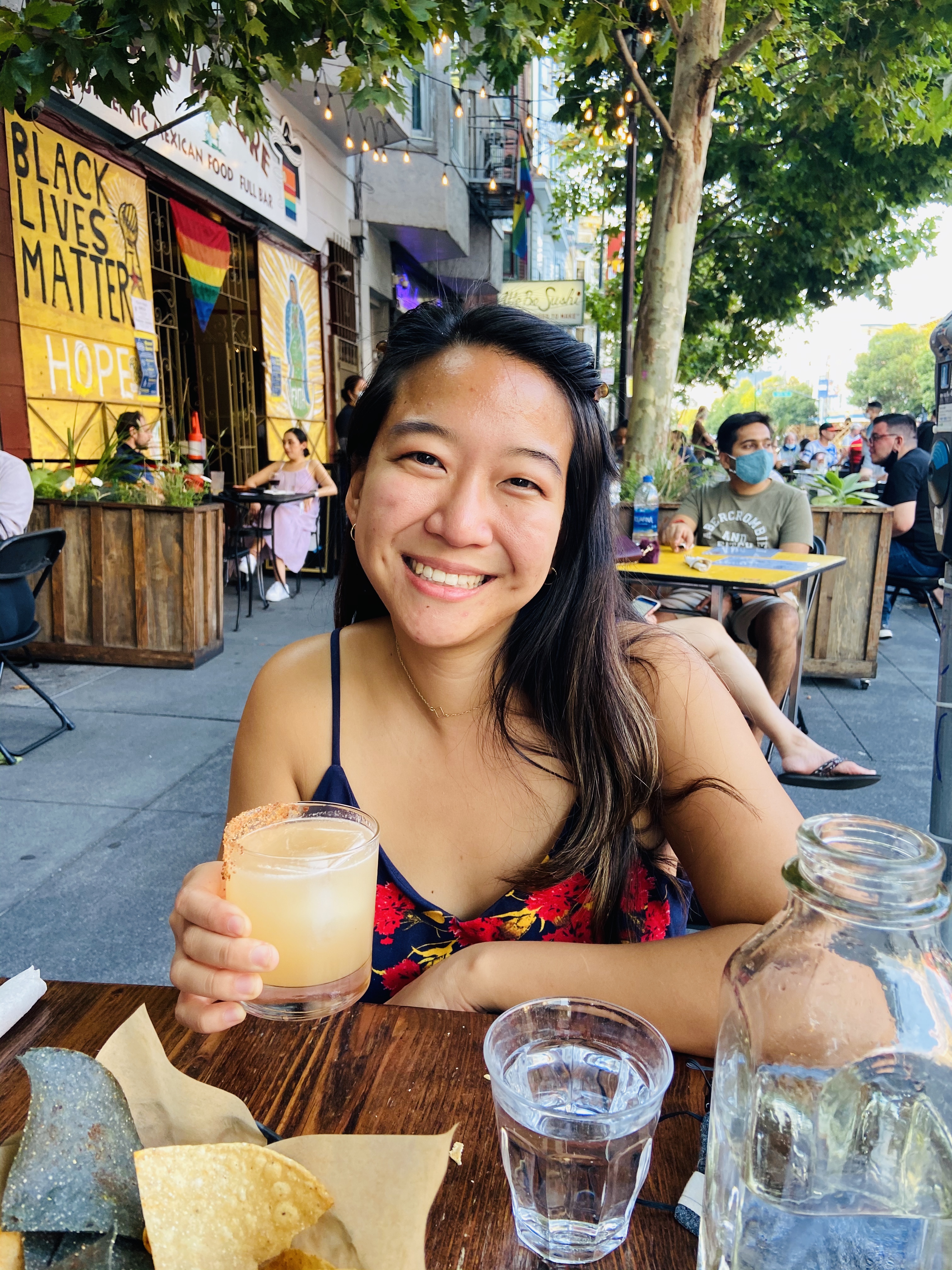 margaritas happy hour