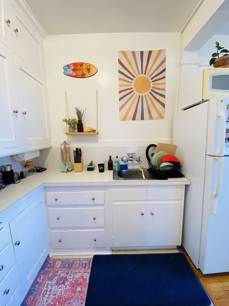 Surfer themed kitchen