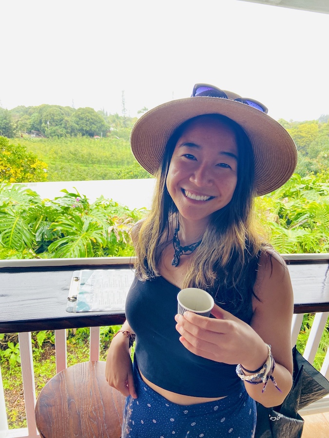 Coffee tasting on Hawaiian Kona Coffee Farm