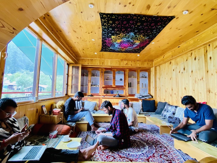 digital nomads in Manali India