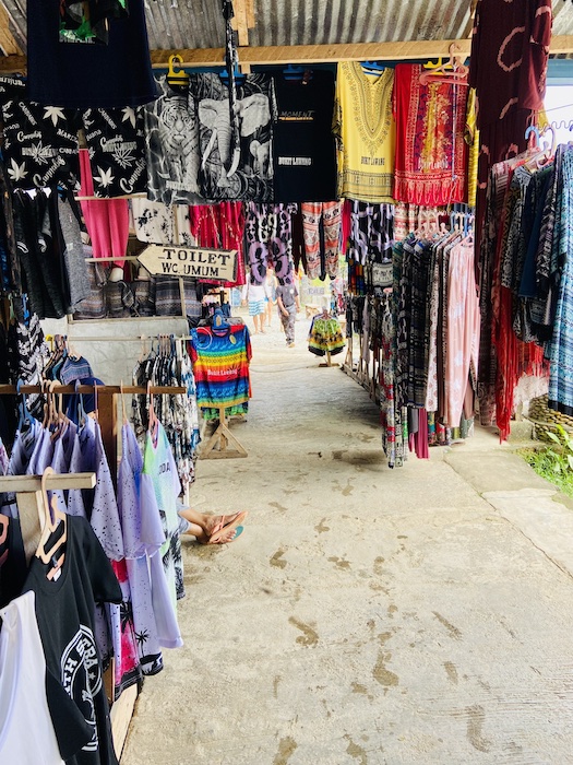 Shopping in Bukit Lawang