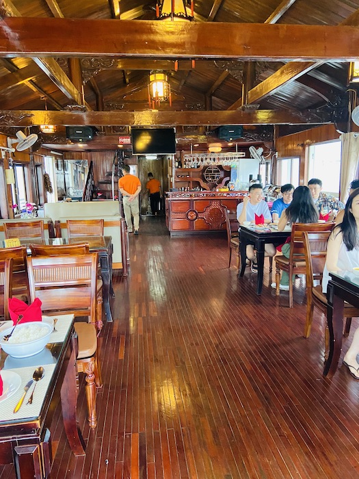 Halong Bay overnight cruise boat